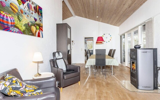 8 Person Holiday Home in Hals