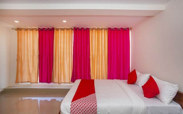 Capital O 22490 Hotel Paradise Inn