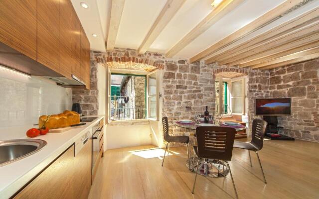 Luxury San Giovanni Apartment 1