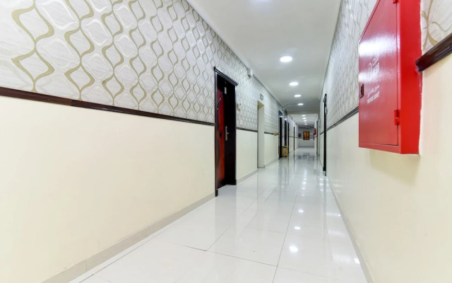OYO 427 Nujoom Al Sharqia 2