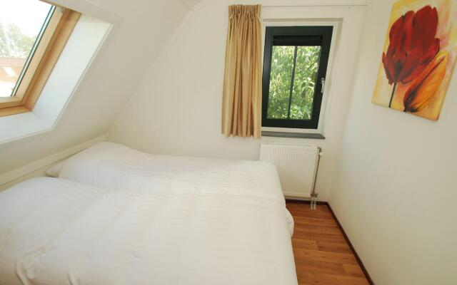 Radiant House Around Beach With Garden in Schoorl