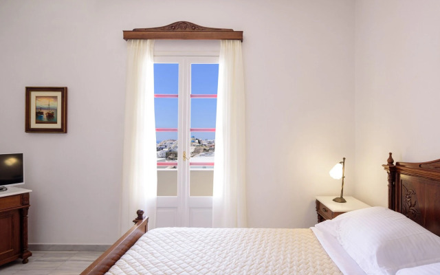 Nikos Villas