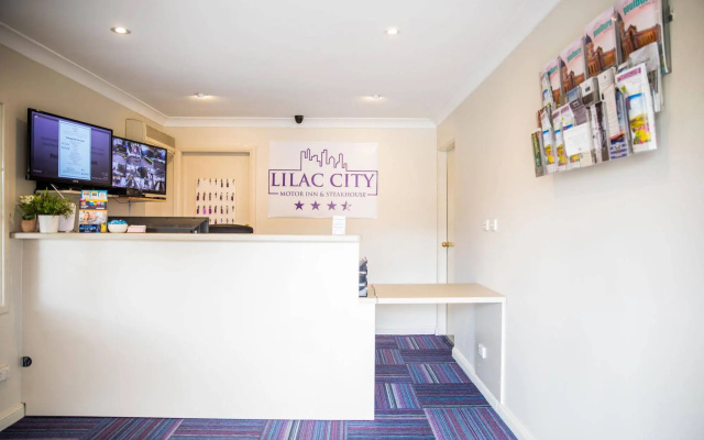 Lilac City Motor Inn – Lobby – Goulburn