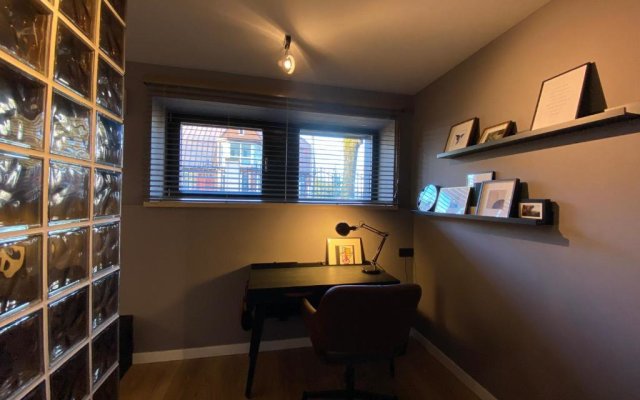 G - Owl Jazz - Cozy style interior apartment number 7 with office space and free private parking