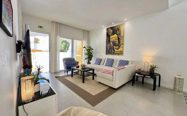Vilamoura Club Villa 2 by Homing