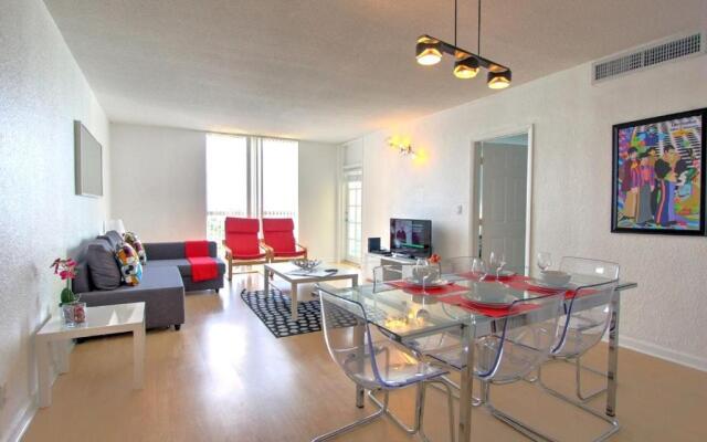 The Tides Condo On Hollywood