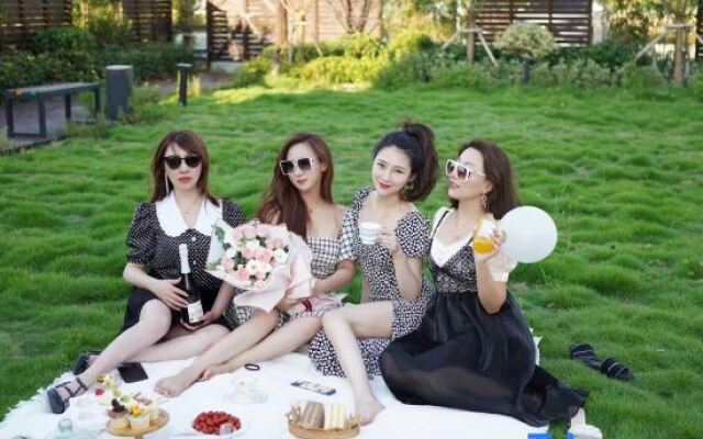 Shanghai Man Ye Garden Resort