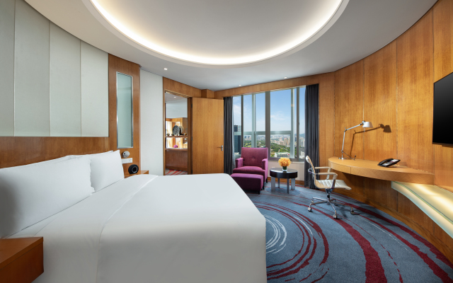 Crowne Plaza Shenzhen Futian, an IHG Hotel