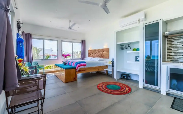Casitas de Paloma 3rd Floor Studio by Skyrun