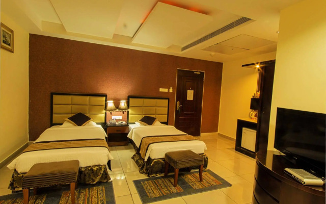 Hotel Gateway Grandeur