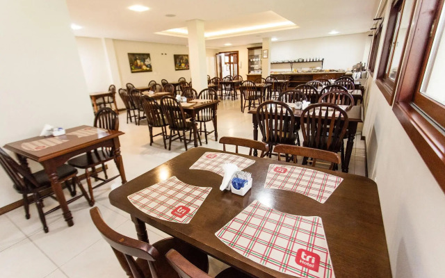 Tri Hotel Lago Gramado