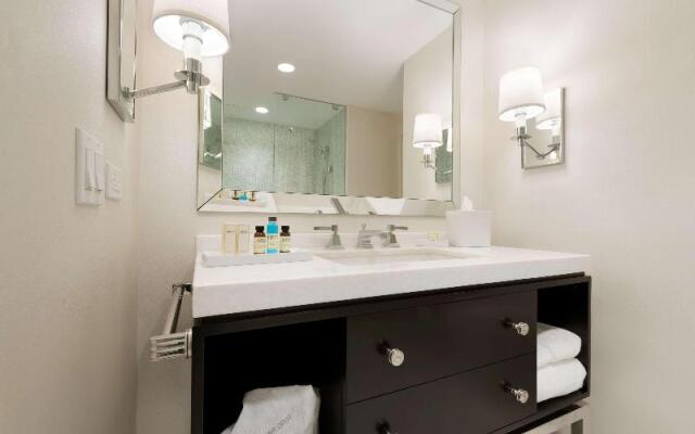 The H Hotel