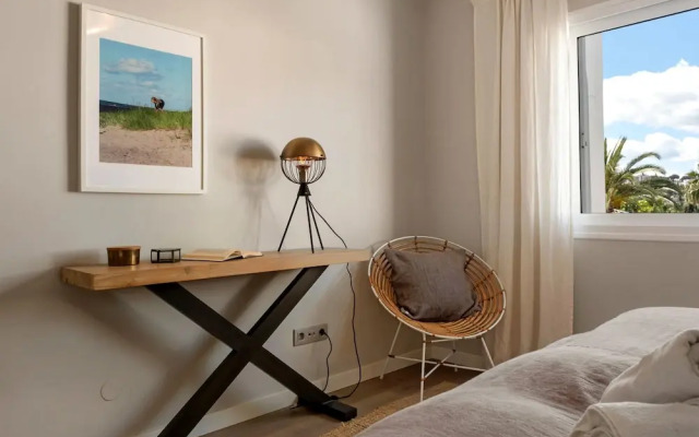 Relaxing Hideaway in Nueva Andaluc a Ref M57