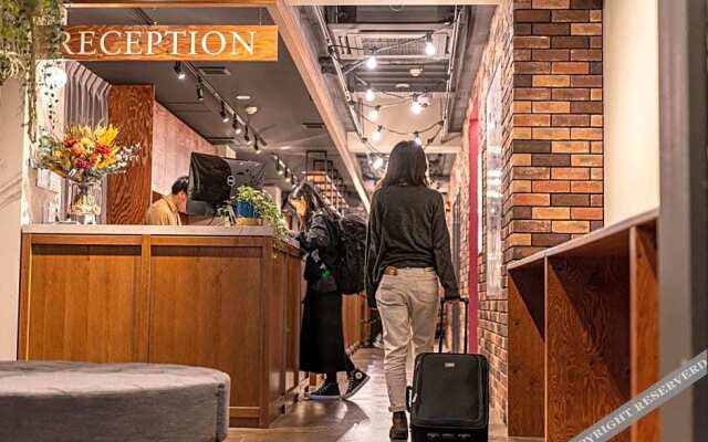 Wise Owl Hostels Kyoto