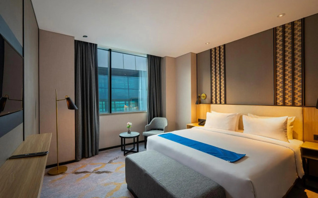 Anara Airport Hotel