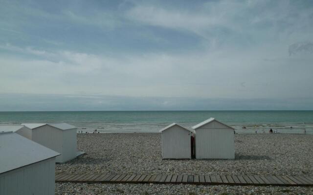 Holiday Home in Cayeux-sur-mer Near Bay of Somme