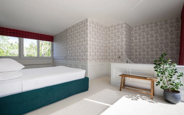 Maida Avenue II by Onefinestay