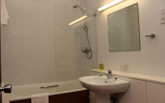 Old Kings Arms Hotel