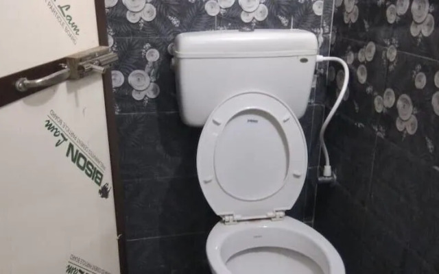 CPR Residency by iROOMZ