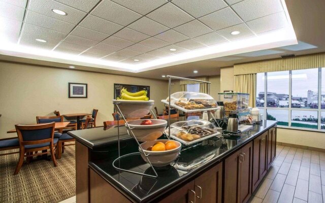 Comfort Inn & Suites Marion I-57