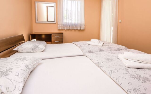 Apartment Nela Madrid