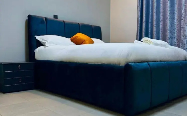 1 Bed-uganda-2people-wifi-closetocity-parking