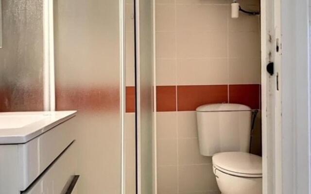 Appartement Balaruc-les-Bains, 1 pièce, 4 personnes - FR-1-503-32