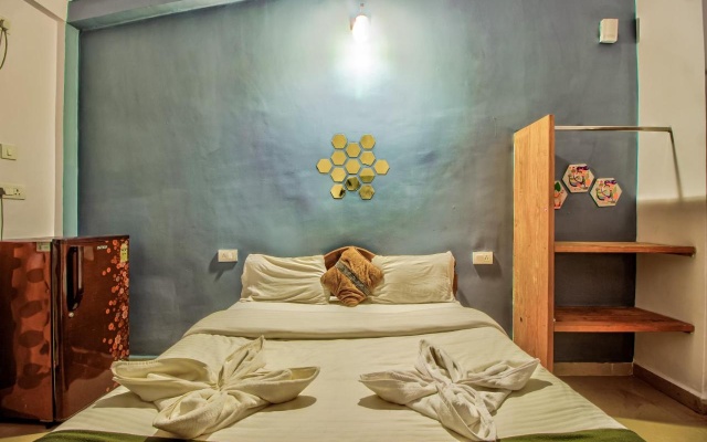 Candolim Glitter Sand
