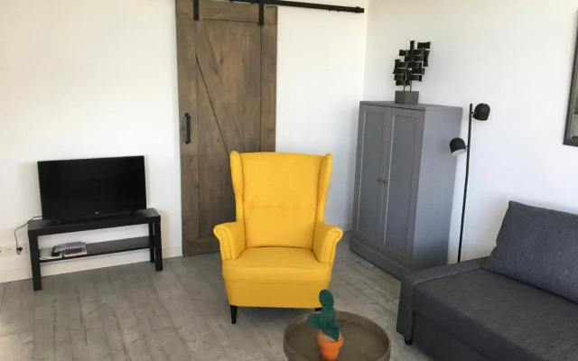Amsterdam Beach Home 4