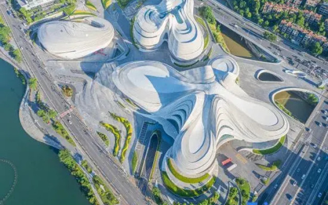 Wyndham Days Hotel Changsha Yuelu (Meixi Lake Art Center Metro Station)