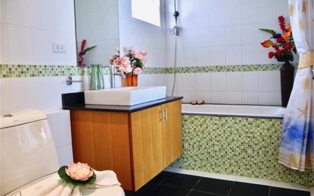 Nai Harn Re-life Resort