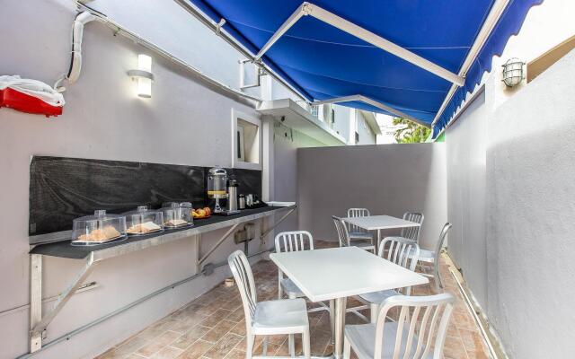 Le Consulat, An Ascend Collection Hotel