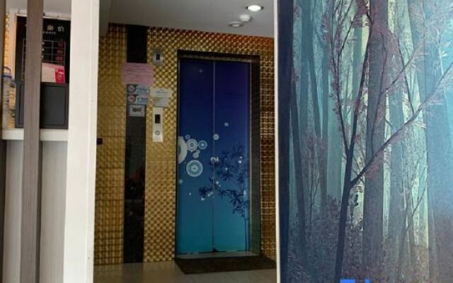 OYO 181 Indigo Hotel Manjalara