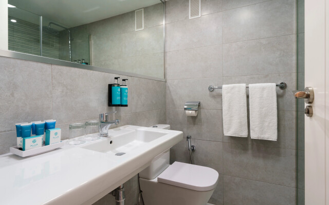 Hotel Costa Málaga (Adutls Recommended) by Pierre & Vacances
