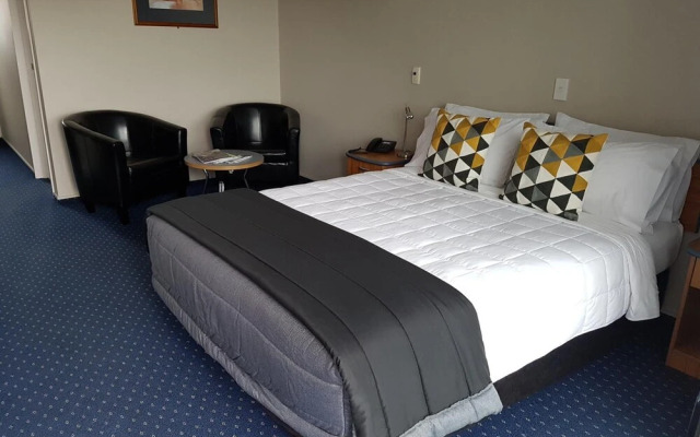 Bay City Motor Lodge