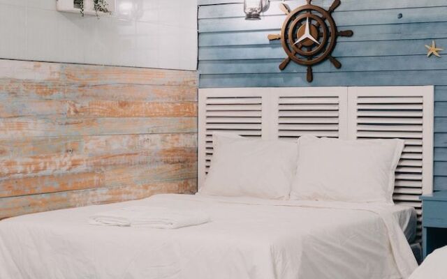 Sea & Sail Hostel