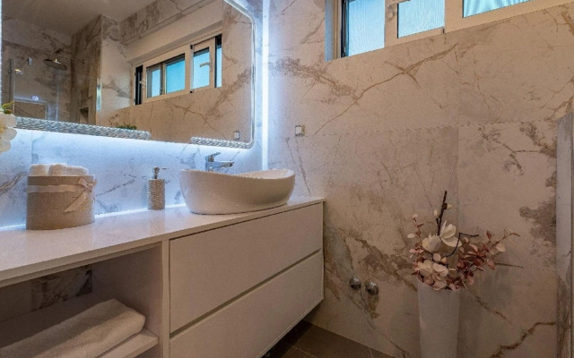 Villa Nina in Croatia Near the Adriatic Coast