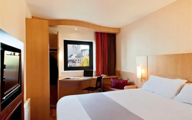 Ibis Lille Centre Gares
