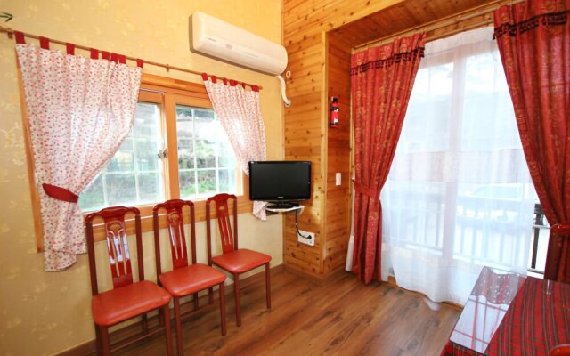 Liun Cabin