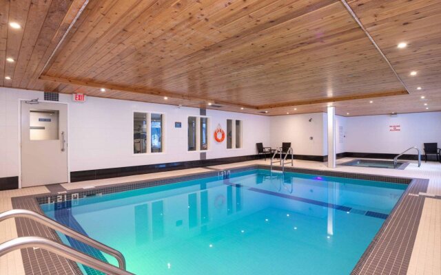 Sandman Hotel & Suites Calgary South