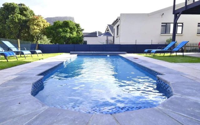 82 Steps to the Beach