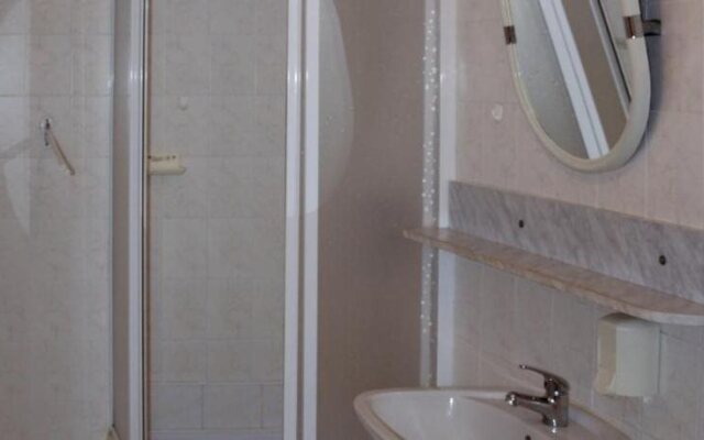 Hotel Maxov