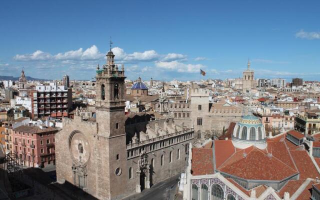 Torres de Valencia Apartments