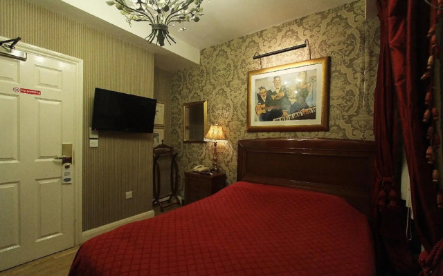 Opulence Boutique Hotel
