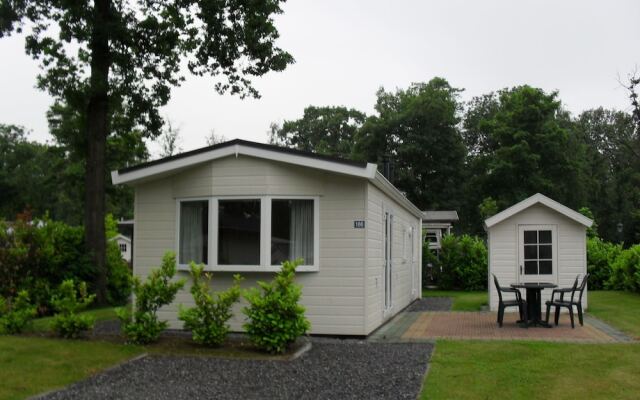Detached Chalet With Garden and Wifi in Limburg