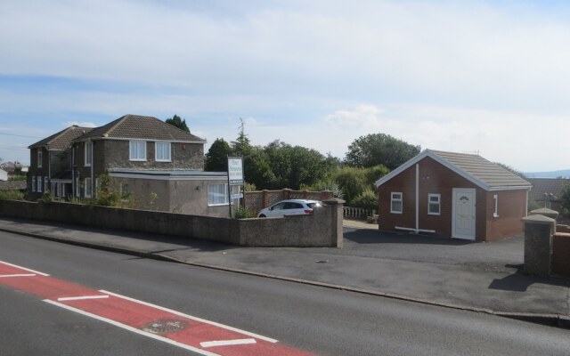 Four Seasons Guest House