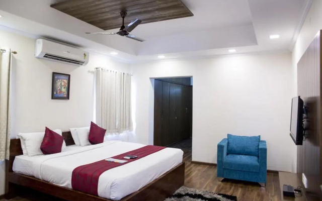 SKYLA Service Apartment Road No.10