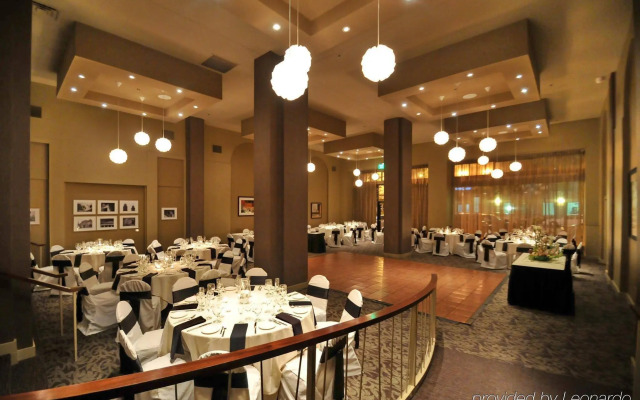Magnolia Hotel Omaha