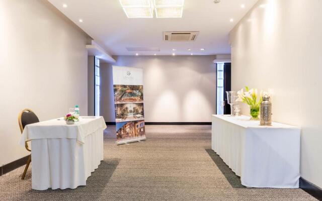 Loi Suites Recoleta Hotel
