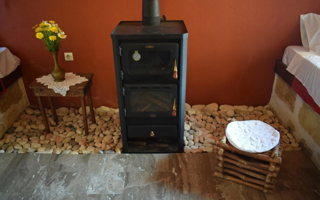 Eirini's Stone House